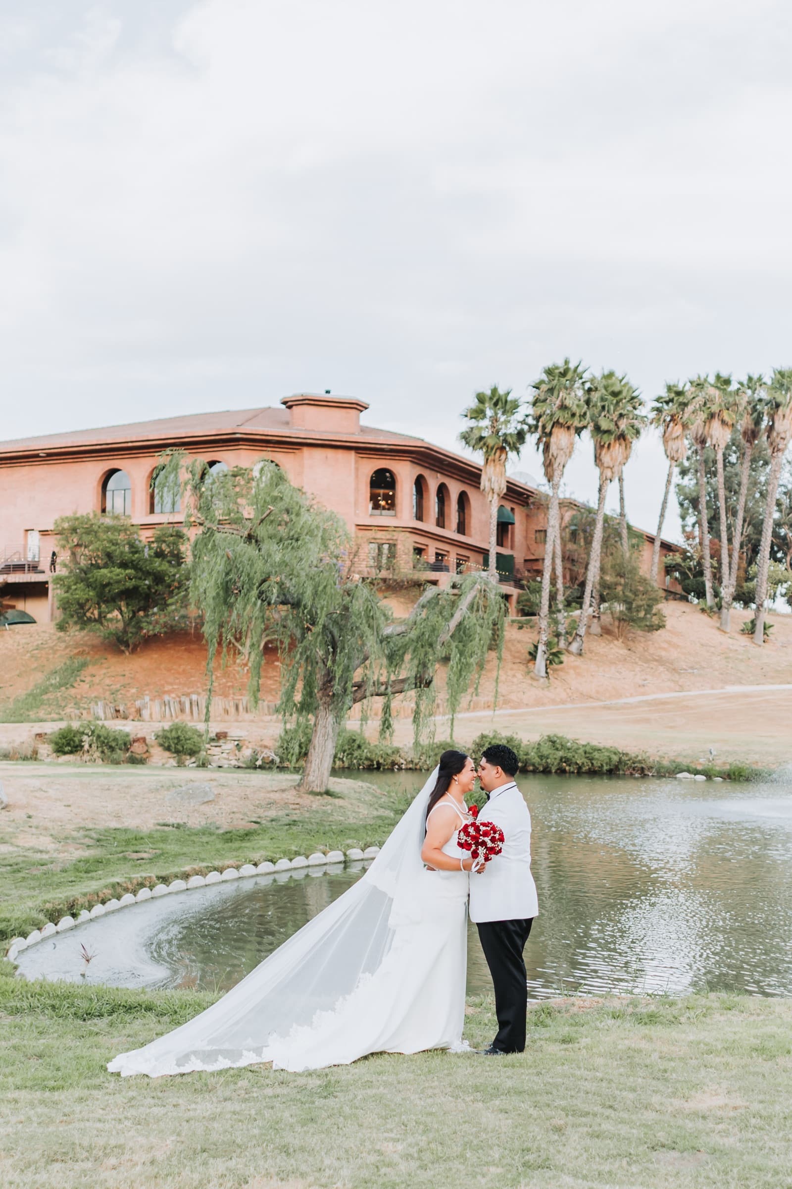 Bella, wedding photographed by VowDeLune in Los Angeles, frame 20