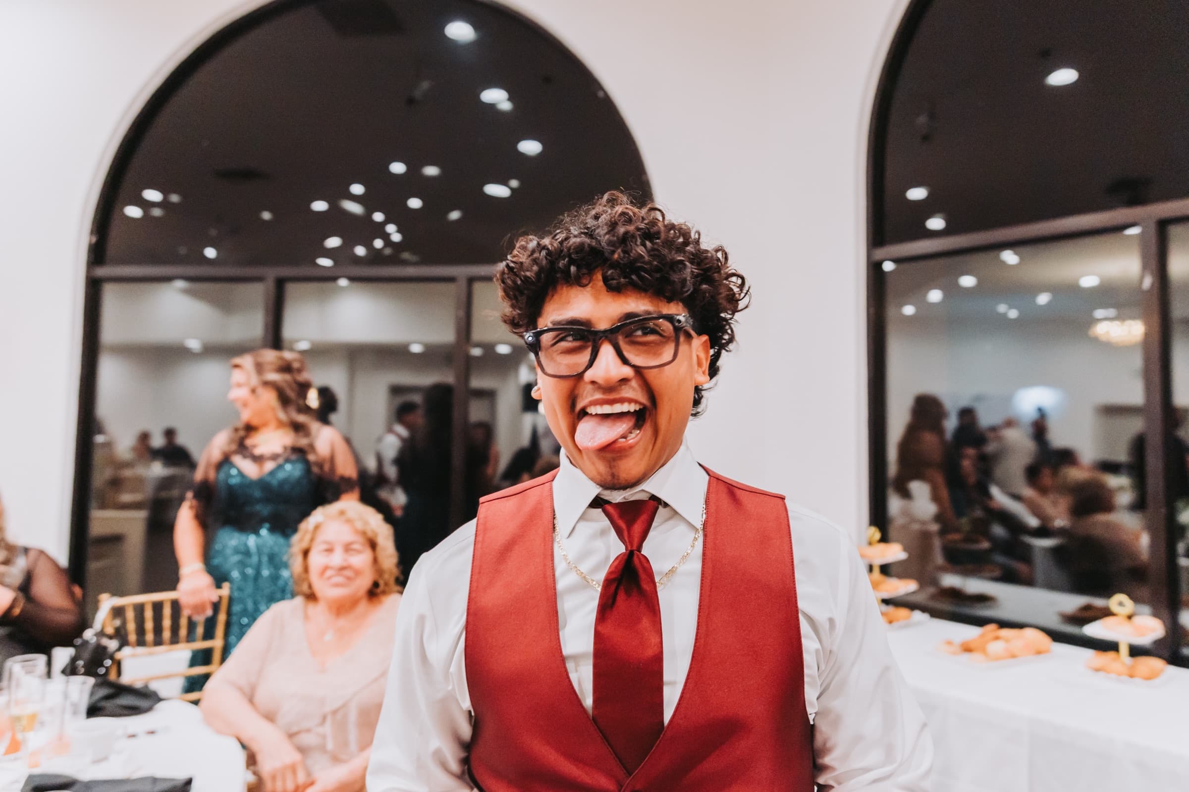 Bella, wedding photographed by VowDeLune in Los Angeles, frame 28