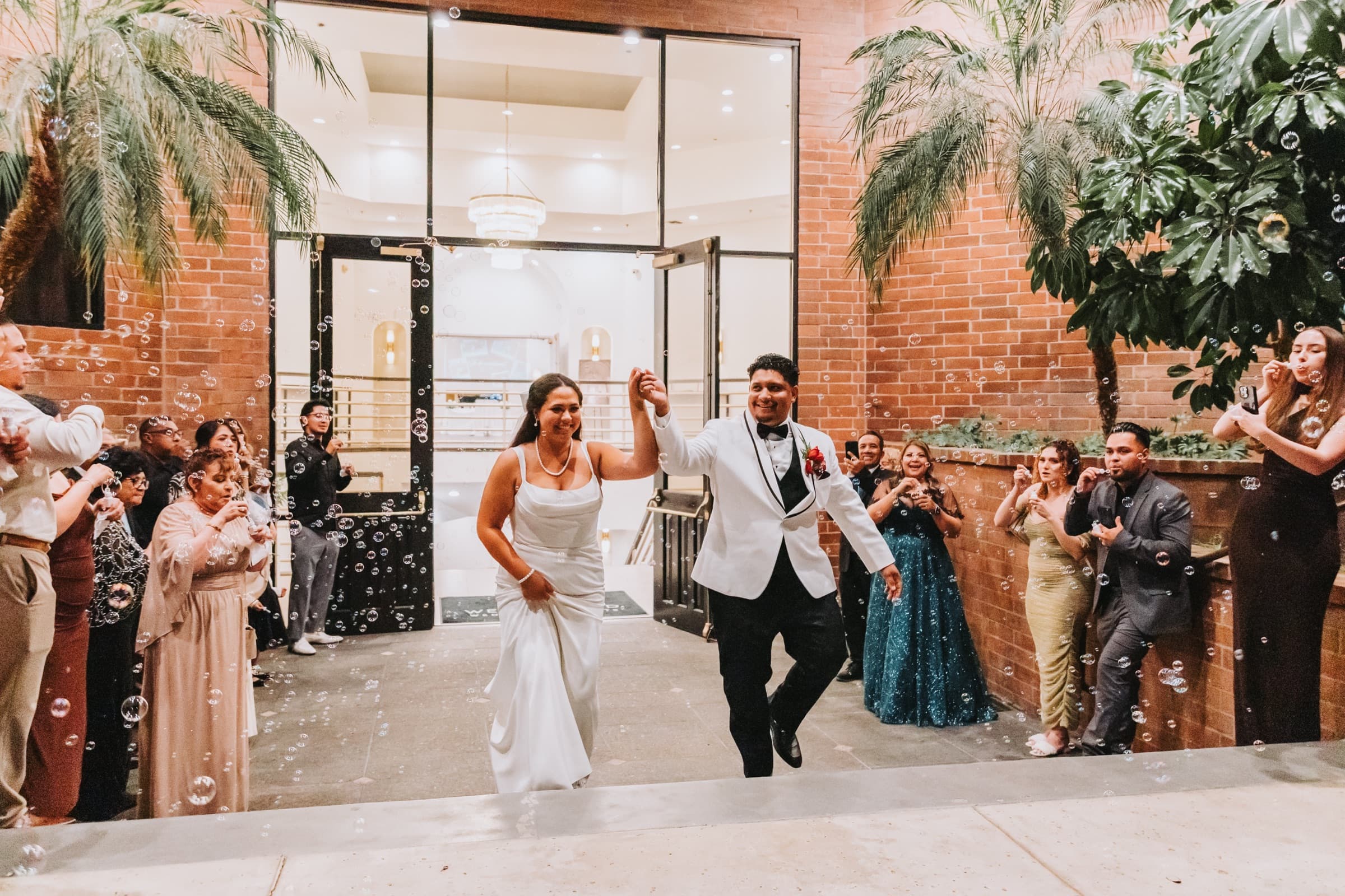 Bella, wedding photographed by VowDeLune in Los Angeles, frame 26