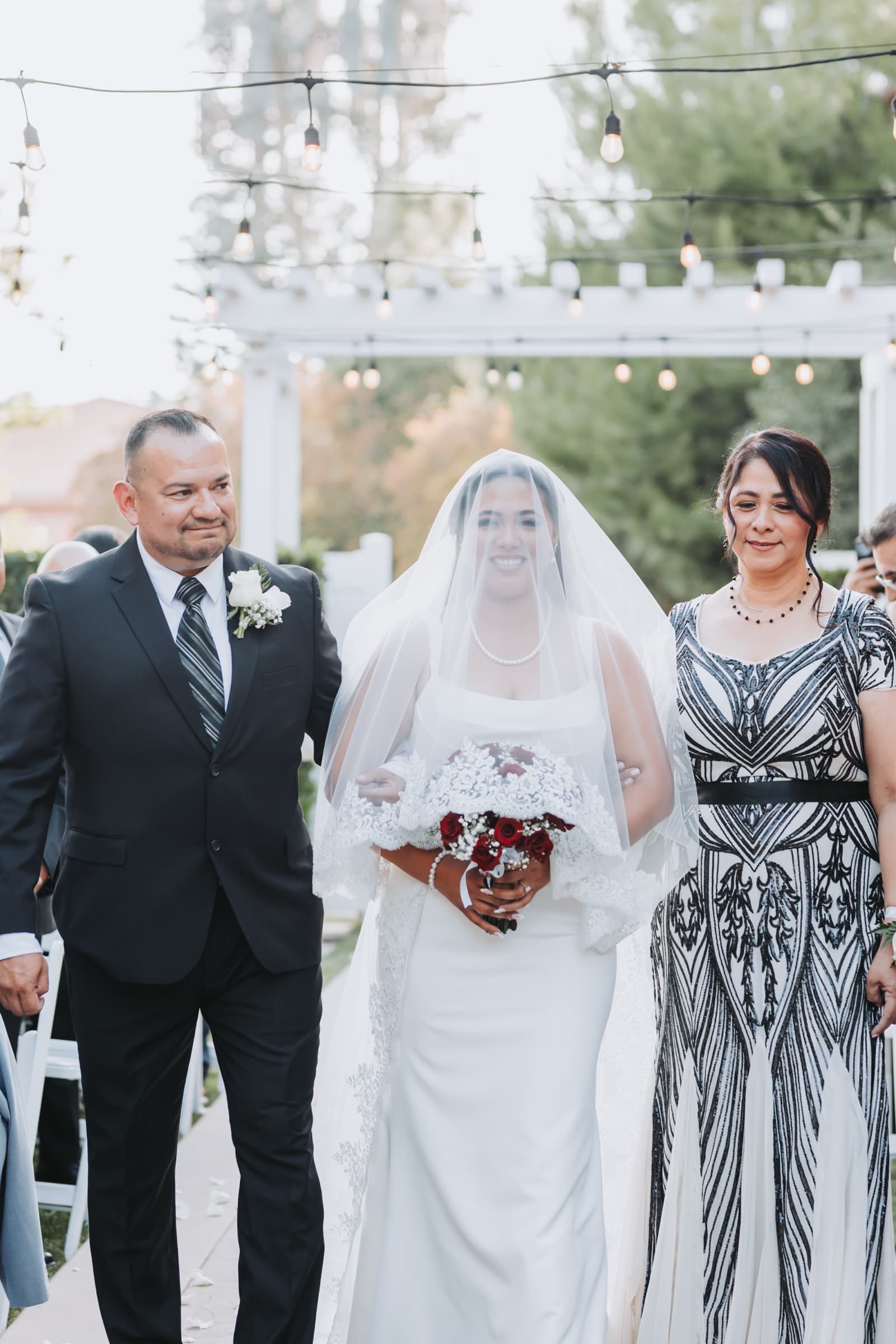 Bella, wedding photographed by VowDeLune in Los Angeles, frame 10