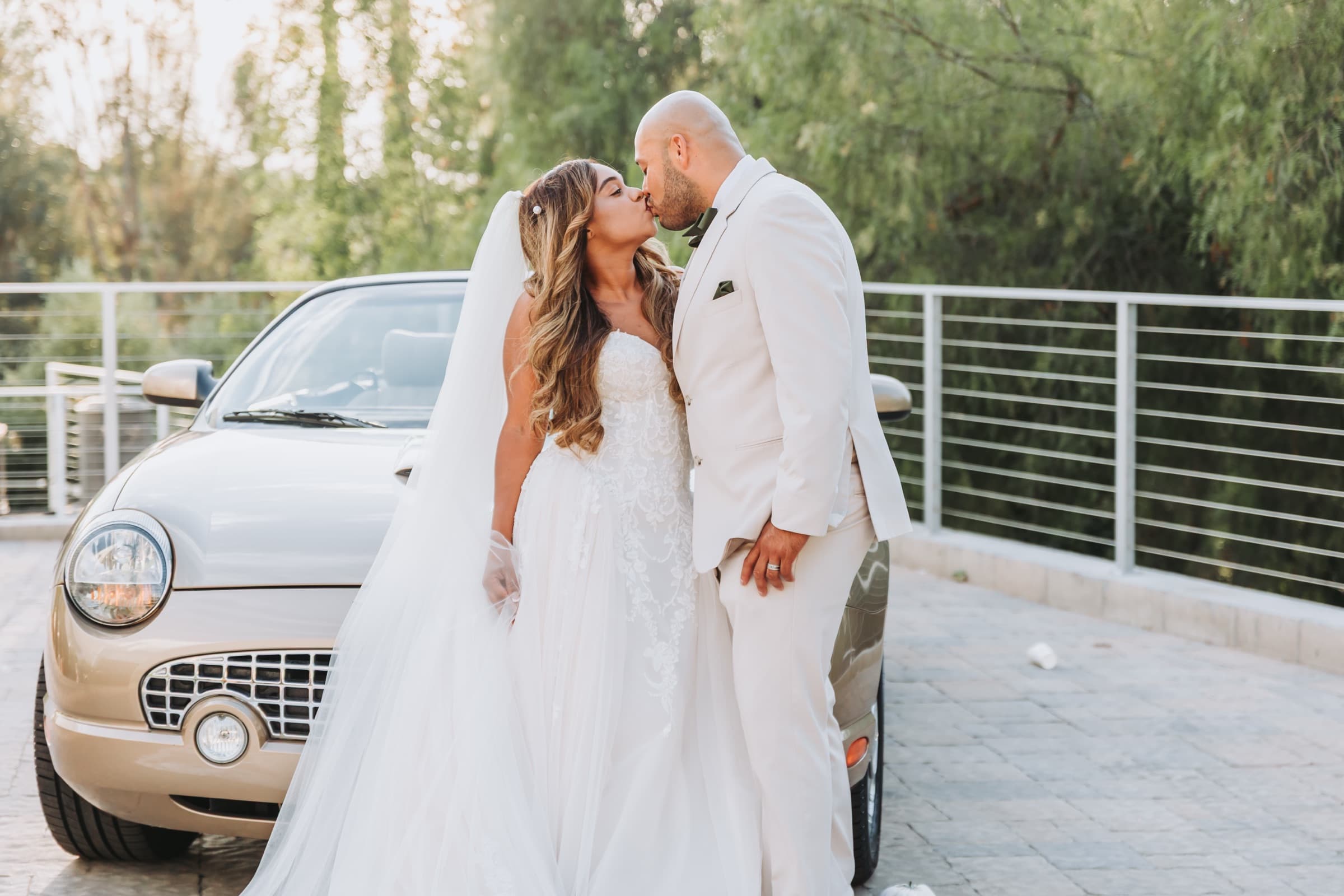 Stevey, wedding photographed by VowDeLune in Los Angeles, frame 27