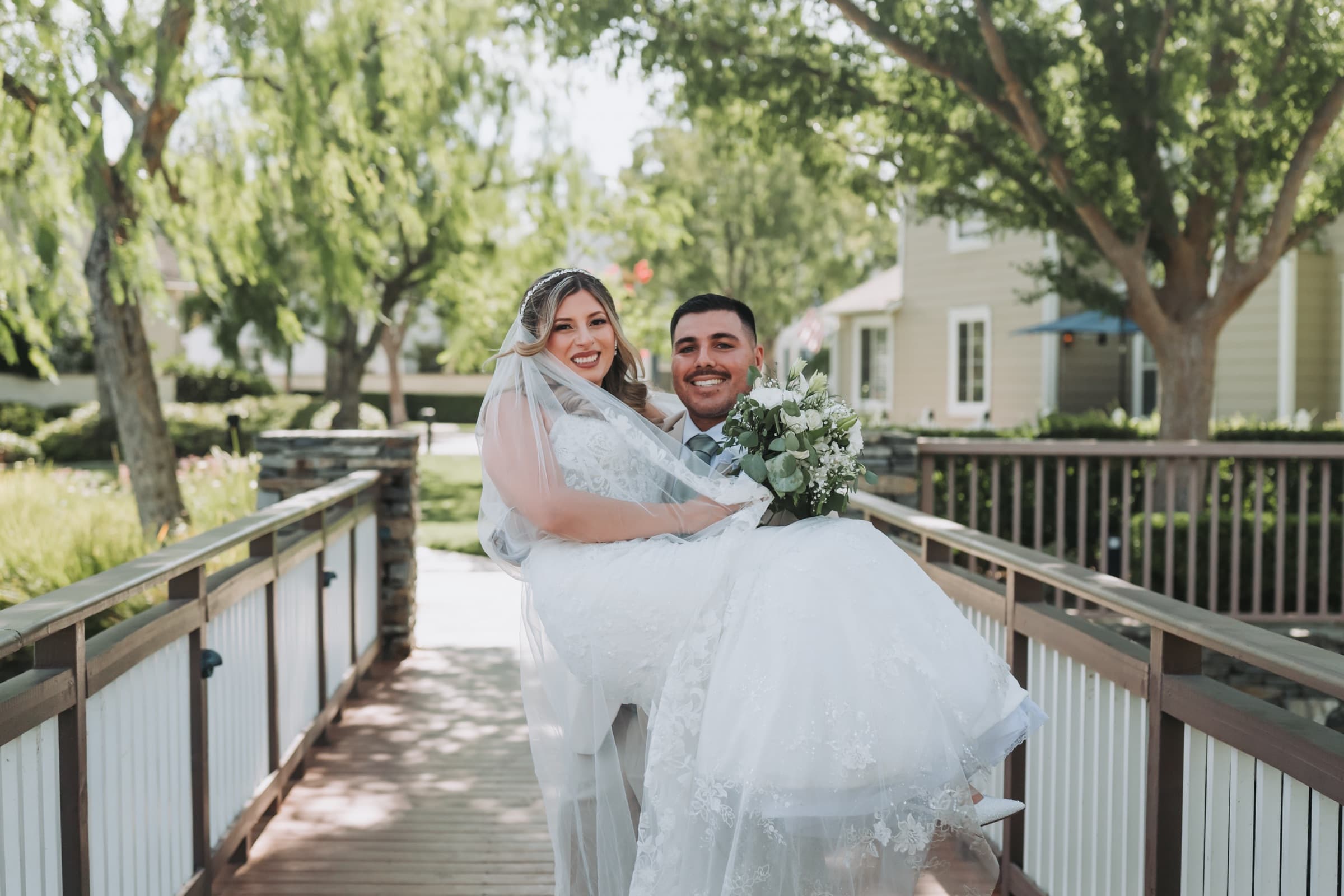 A Bridgeport Wedding, wedding photographed by VowDeLune in Los Angeles, frame 11
