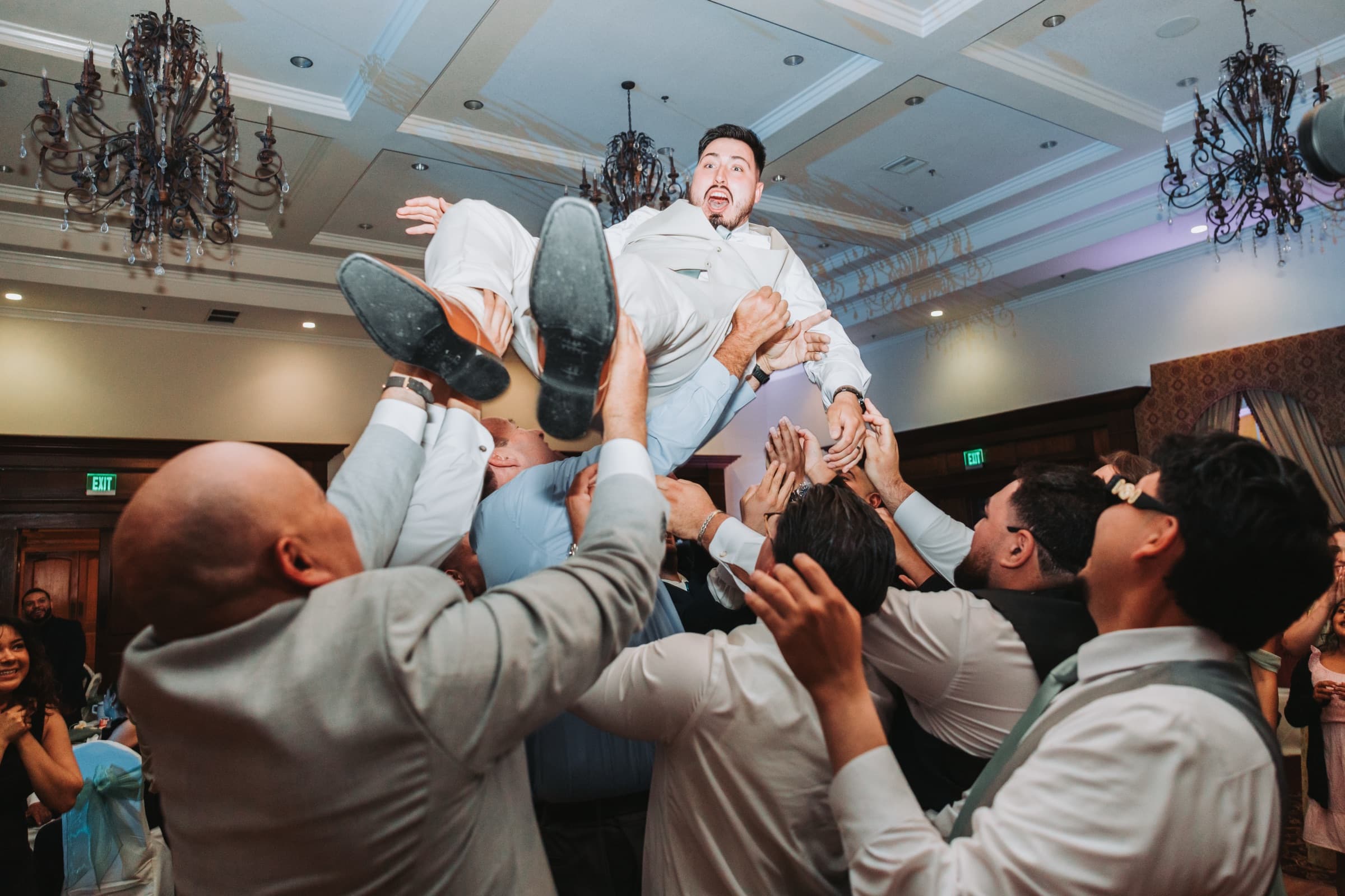 Valeria & Roberto, wedding photographed by VowDeLune in Los Angeles, frame 31